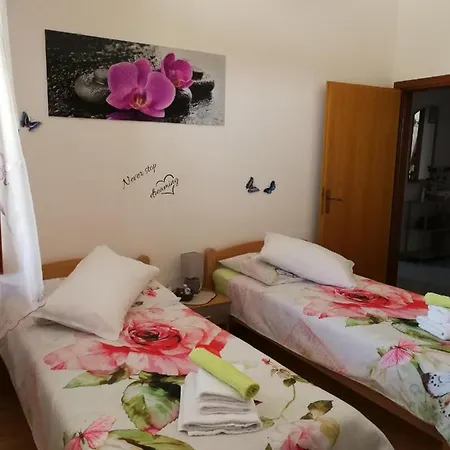 Nela Apartment Vinkuran