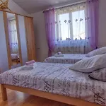 Nela