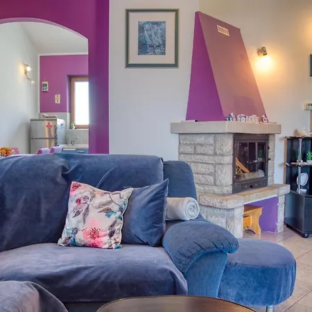 アパート Nela ヴィンクラン