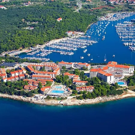 Nela Apartament Vinkuran