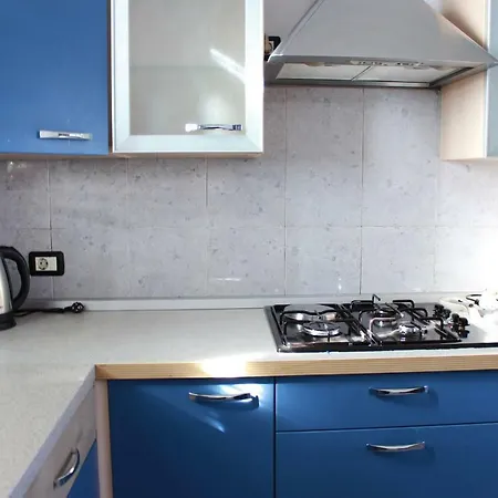 Nela ヴィンクラン